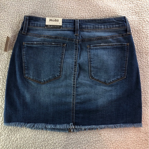 Mudd Women’s/Juniors FLX Stretch Size 9 Distressed Raw Hem Blue Jean Denim Skirt - Picture 8 of 12